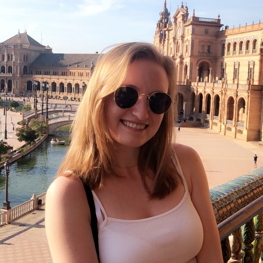 Meet your Posher, Victoria